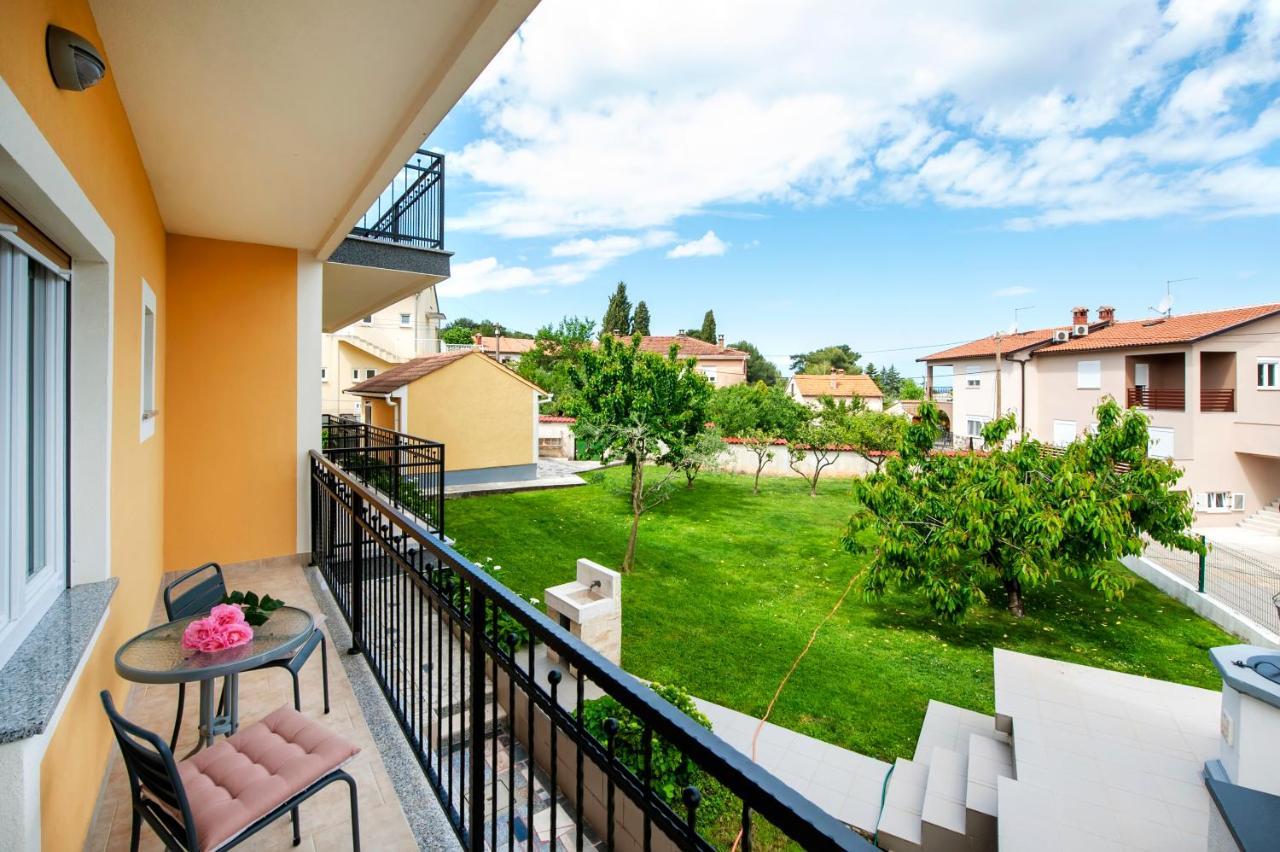 רוביני Apartments Euphemia מראה חיצוני תמונה