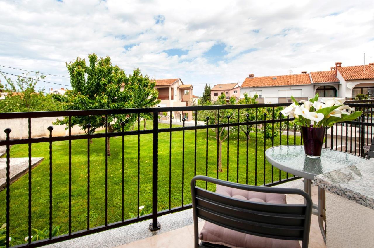 רוביני Apartments Euphemia מראה חיצוני תמונה