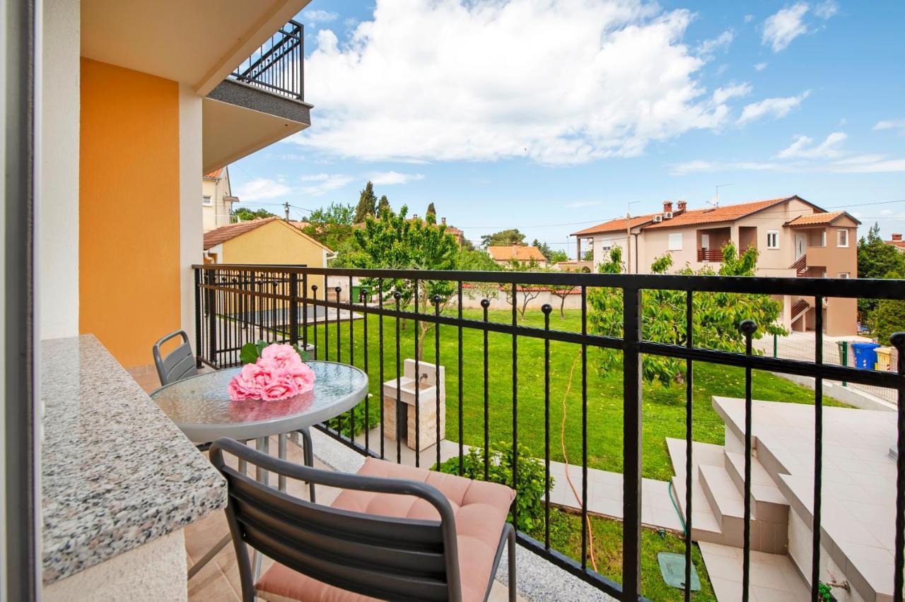 רוביני Apartments Euphemia מראה חיצוני תמונה