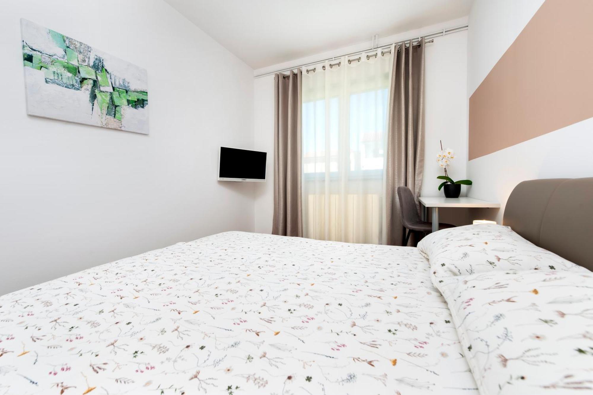 רוביני Apartments Euphemia מראה חיצוני תמונה