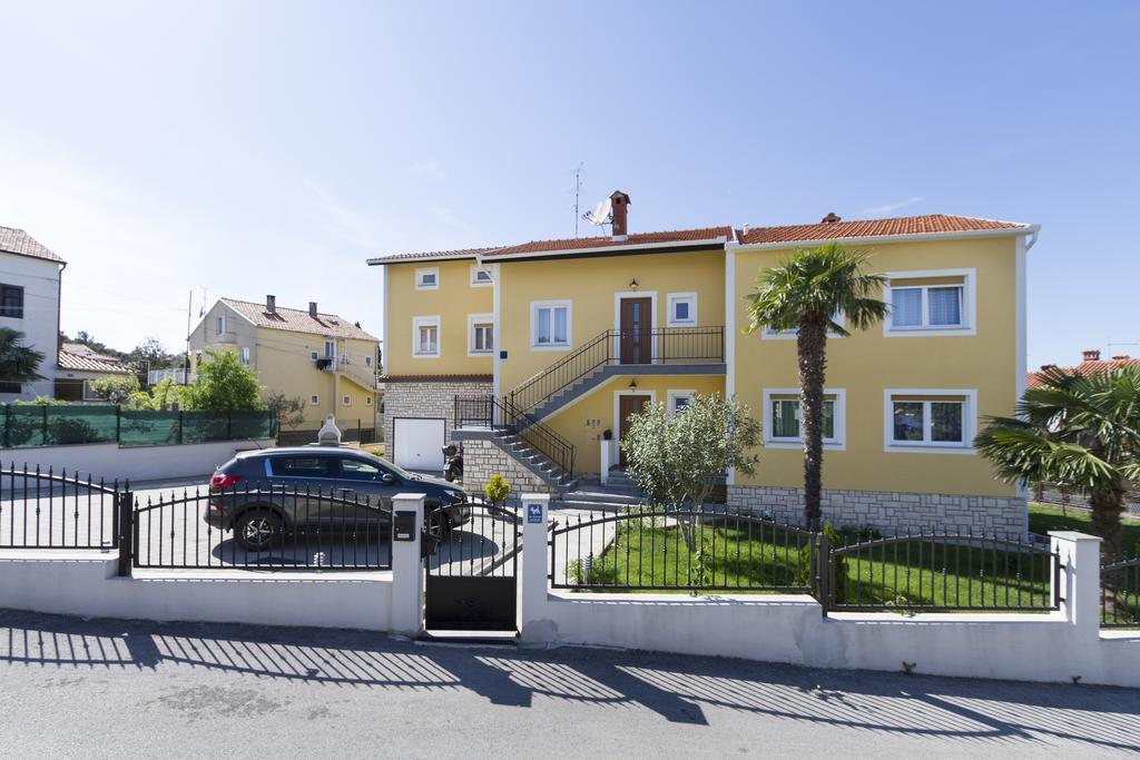 רוביני Apartments Euphemia מראה חיצוני תמונה